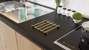 Kuchyňské doplňky TEZGAH – Koruyucu Gold / Zlatá ASIRGROUP