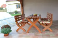 Zahradní lavice STRONG MASIV dřevěná Rojaplast (foto 489)