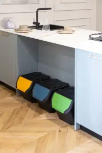 Zahradní souprava DEA HOME FRIDA 3 odpadkových košů na tříděný odpad 3x 25 L Rojaplast (foto 2)